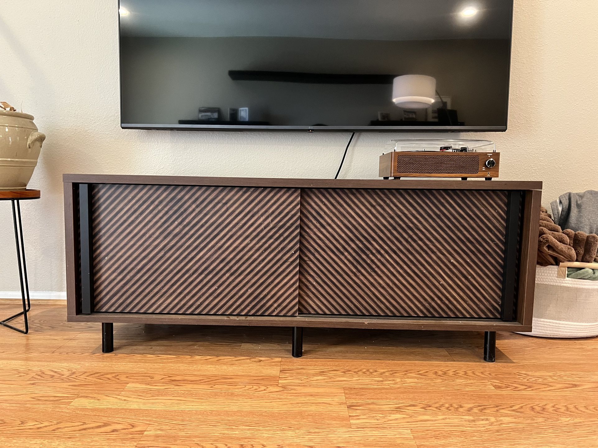 Modern Wood TV Stand / Media Console – 54”