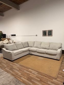 Light Gray 2-Piece Sectional Couch