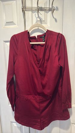 Women’s forever 21 size L red romper