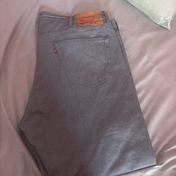 44x32 Grey Levis 501s 