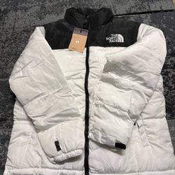 North Face Puffer Size Large