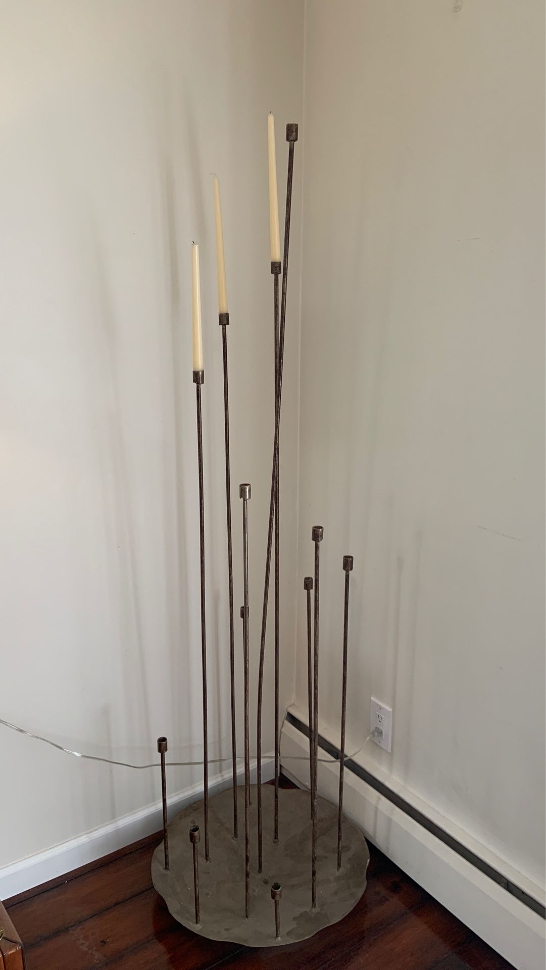 Candle holder