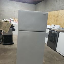Americana Refrigerator 