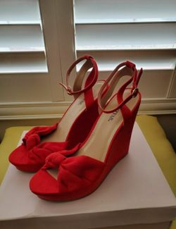 New just fab red suede wedges sz 10
