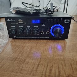 Stereo Audio Amplifier With Bluetooth/ Amplificador Con Bluetooth 