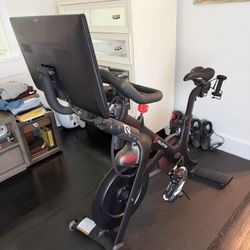Peloton Bike 