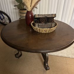 Coffee Table & 2 End Tables