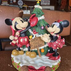 Disney, Mickey And Minnie Christmas Tree