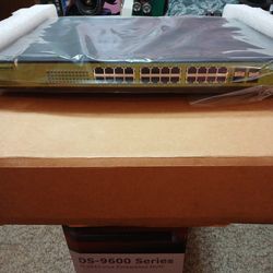 24 Port 10/100/1000M PoE with 4G Combo SFP Layer 2 Mgr. Switch