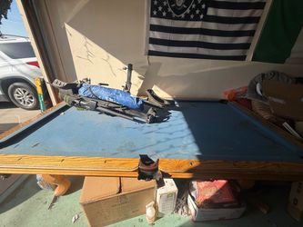 Free Pool table *need gone*