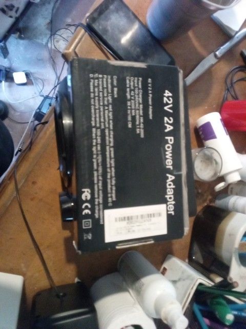 42 V Power Adapter