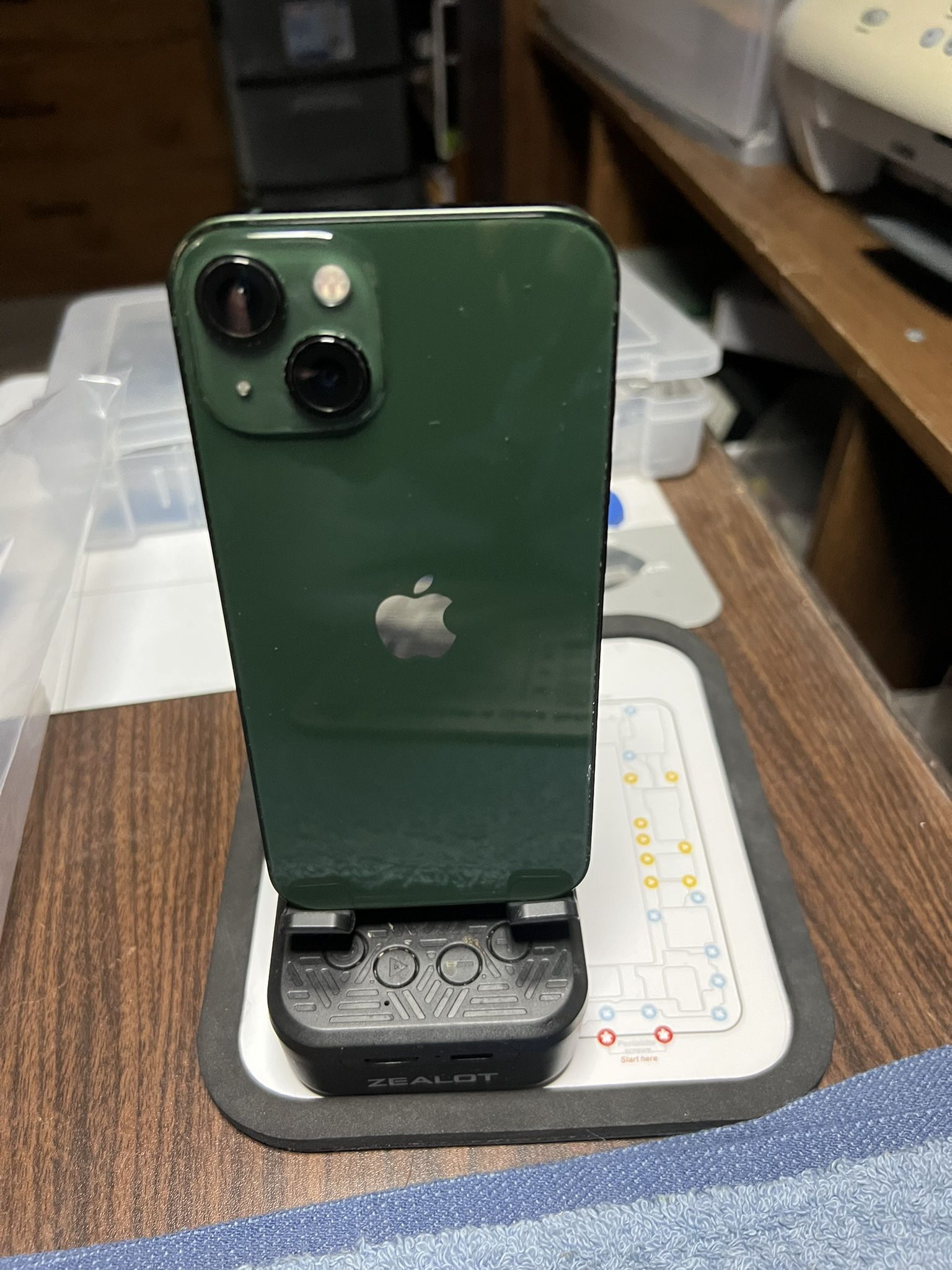 Factory Unlocked 128Gb Green iPhone 13