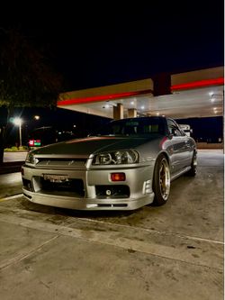 1998 Nissan Skyline