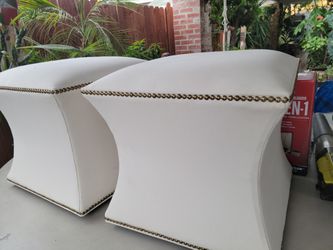 2 White OTTOMAN