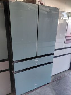 Samsung brand 4-door refrigerator, brand new, 36 cm wide x 69 cm high x 29 cm deep