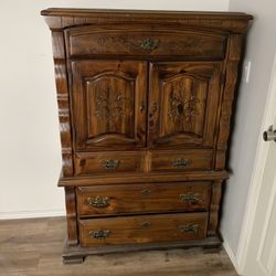 Bedroom furniture Set