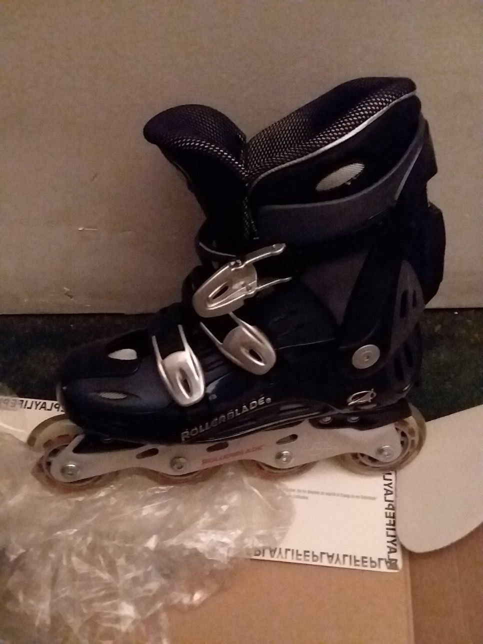 Size 7 roller blades male or female made in Italy brand new