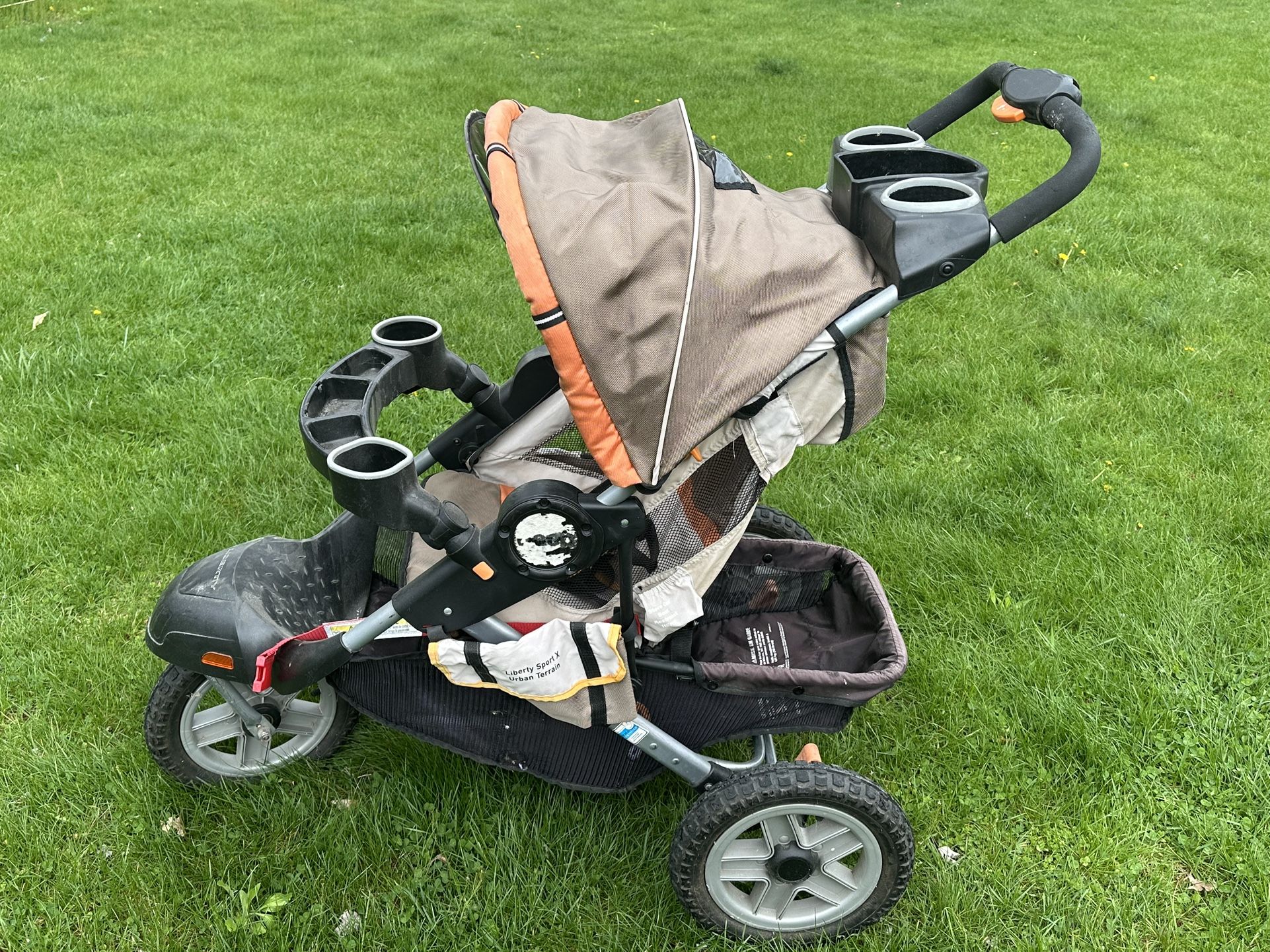 Jeep Liberty Trail Stroller