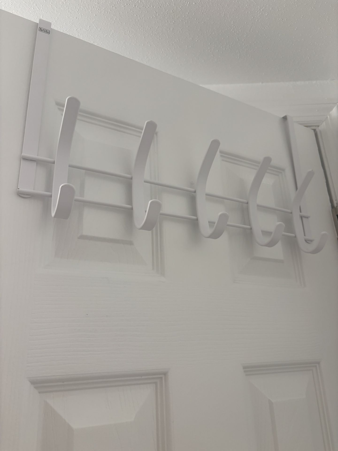 Door hooks Black And Decker NEW