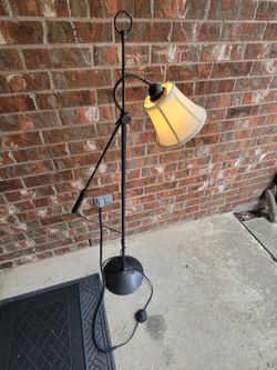 Heavy metal reading floor lamp