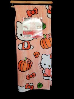 Hello Kitty Throw 50x70in - Hello Autumn