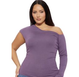 Size 2X Fashion Nova Top - Purple 