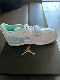 6.5 women’s AIR NIKE NEW $50