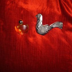 Vintage 1976 Silver Dove Ornament