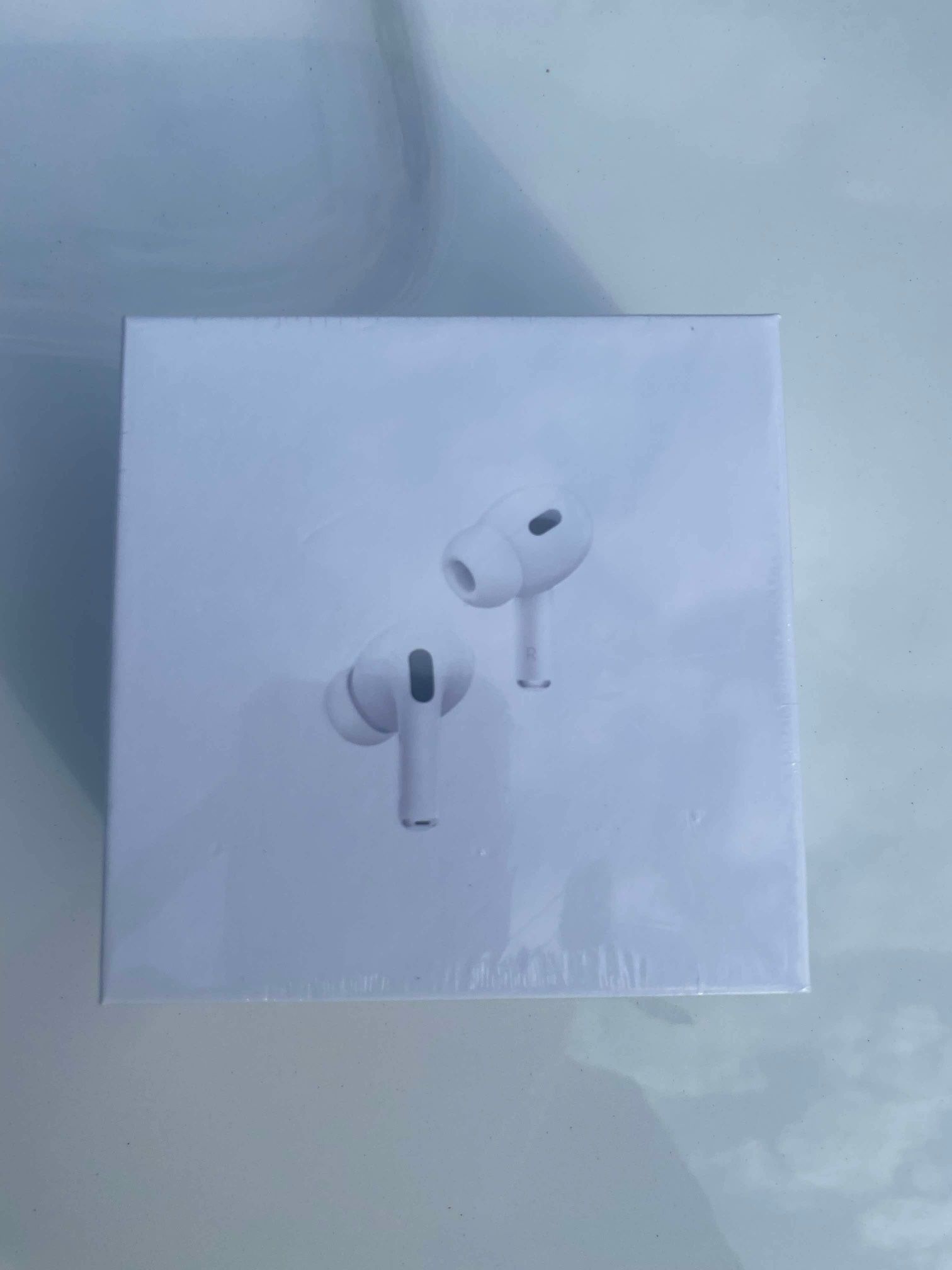 AirPods