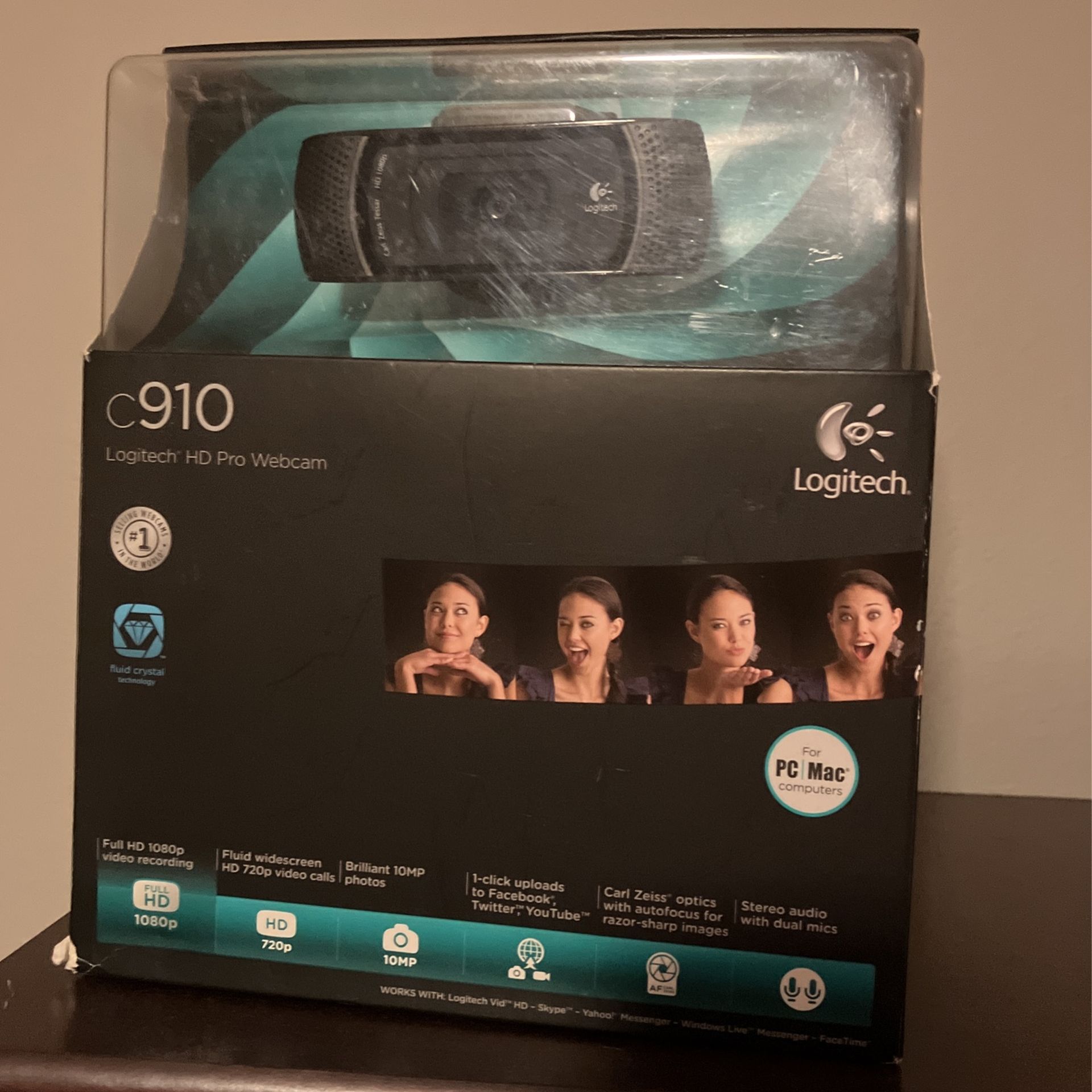Logitech HD Pro Webcam