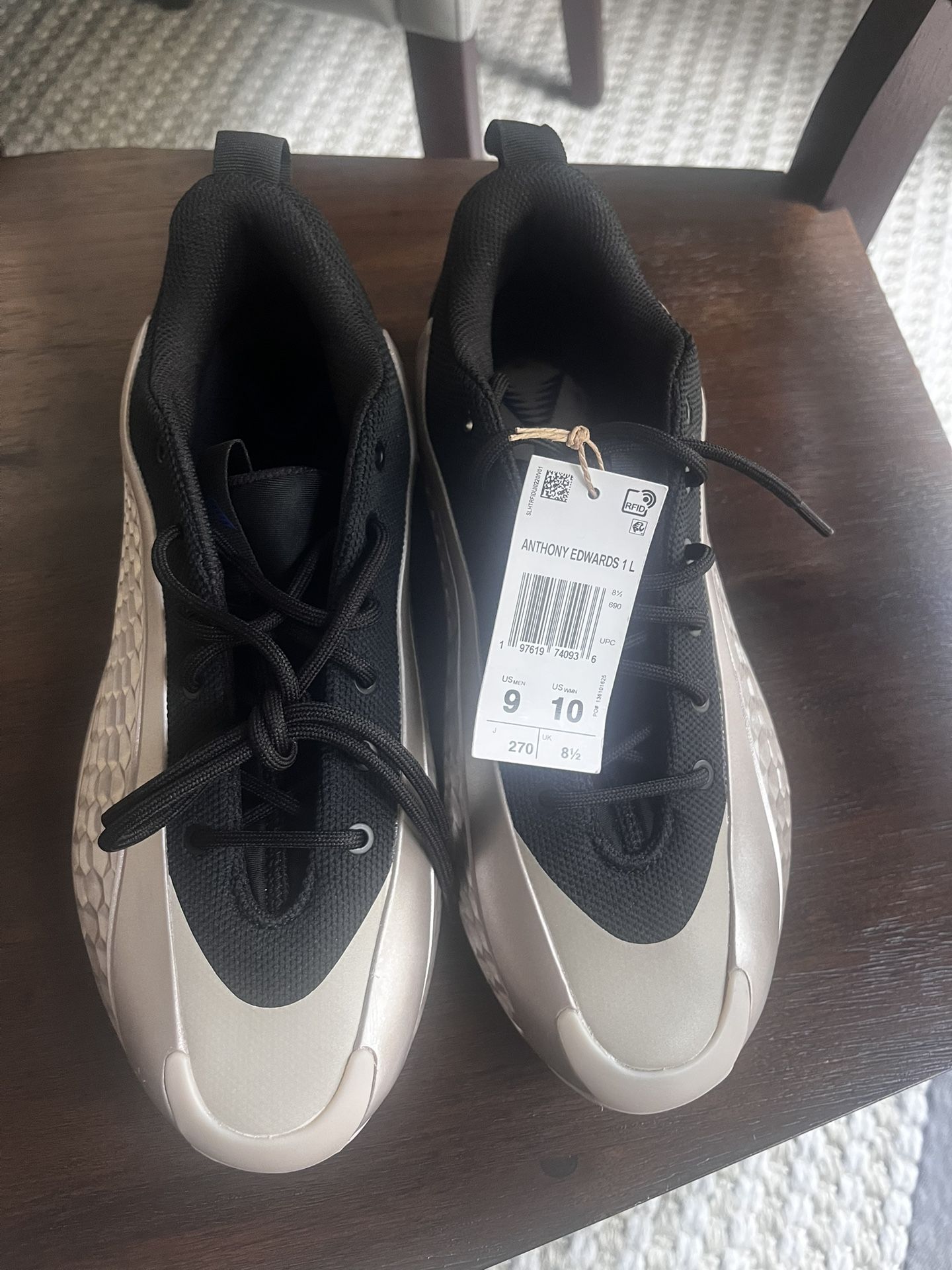 Adidas Men’s Basketball AE 1 low