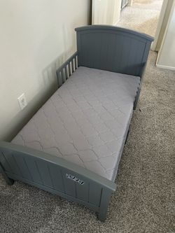 Toddler/Kids Bed with Newton Mattress + guardrails