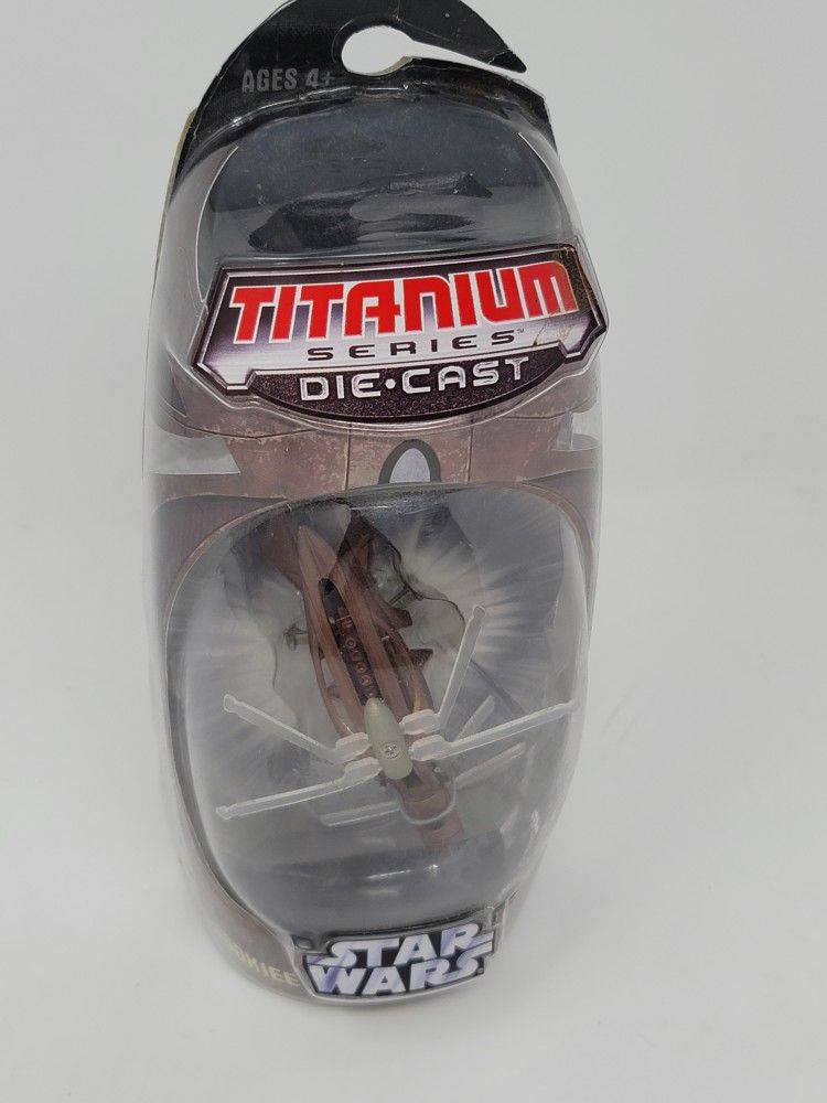 MicroMachines Star Wars Wookie Flyer Titanium Series Die Cast Hasbro