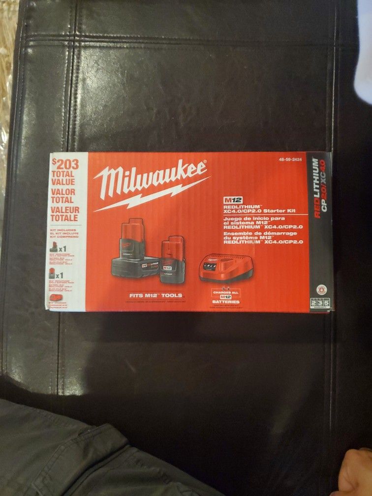 Milwaukee M12 Starter Kit – CP2.0 & XC4.0 Batteries + Charger (NEW)