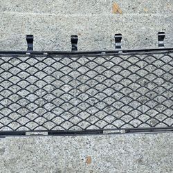 2014 2015 2016 2017 MERCEDES BENZ S CLASS AMG FRONT BUMPER LOWER GRILL 