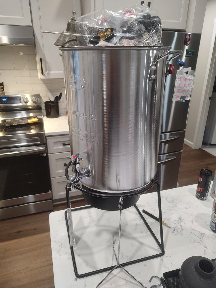 Turkey Fryer. Never Been Used