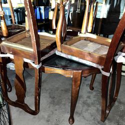 Free Table With 4 Chairs 