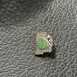 Pin