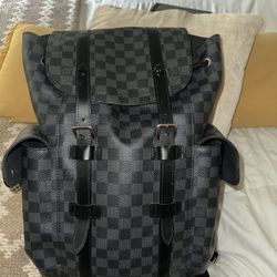 Louis Vuitton AUTHENTICATED 