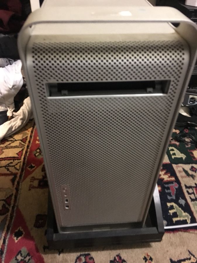 Apple G tower without Hardrive
