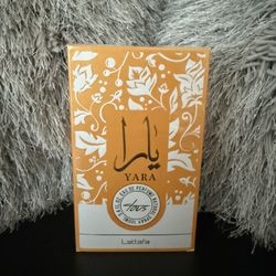 Perfume YARA Tous