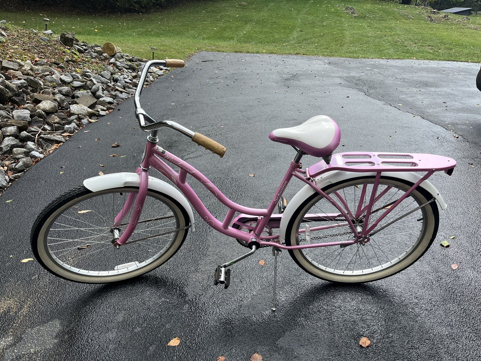SCHWINN Cruiser Bike