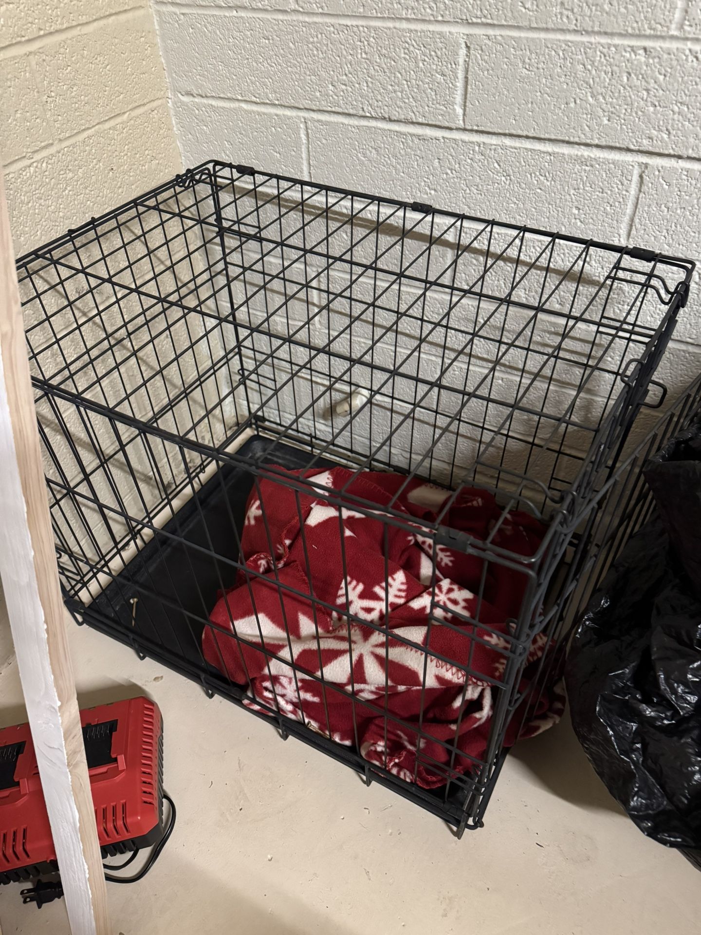 small/medium dog cage
