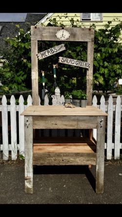 POTTING TABLE ... PLANT TABLE.... VINTAGE STYLE ... OUT DOOR TABLE