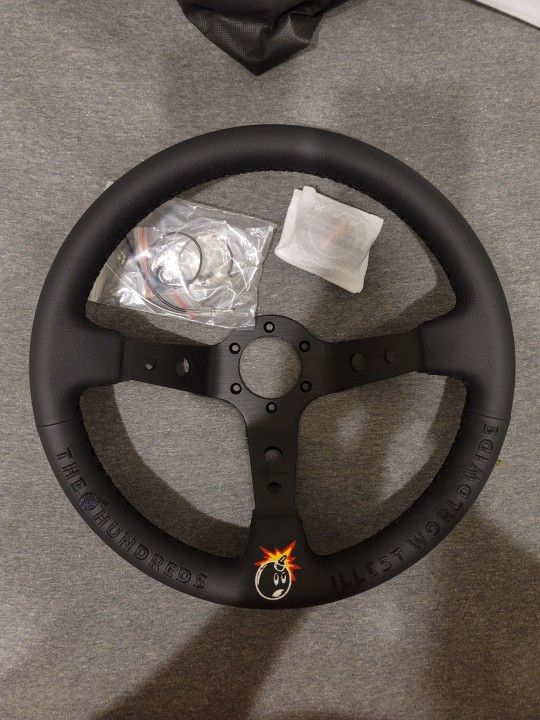 Illest x The Hundreds x Renown USA Limited Edition 350 Deep Racing Steering Wheel