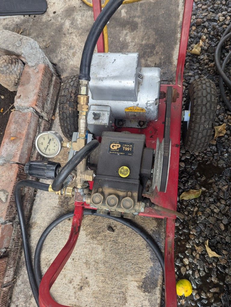 ELECTRIC JETTER 1009 PSI 4 GPM.