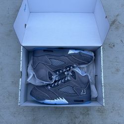 Brand New Jordan 5 Wolf Grey 