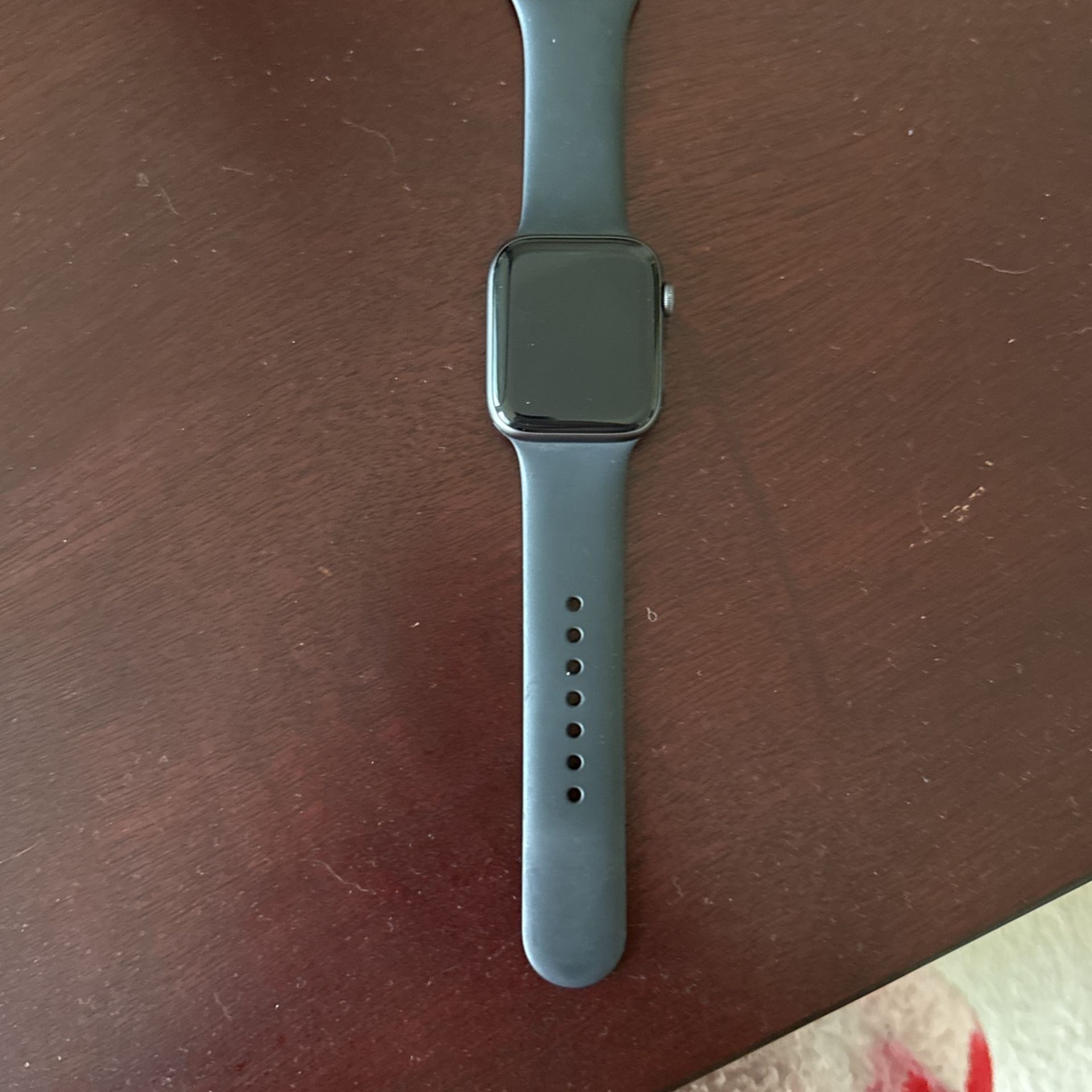 Apple Watch Series 4 GPS