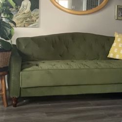 Green Sofa / Futton
