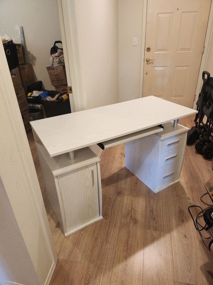 Computer Desk